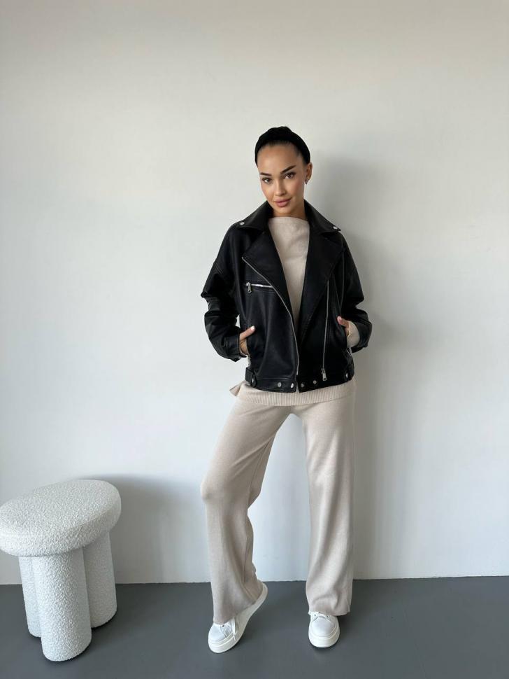 Куртка Розмір: 42-46 oversized,48-52 oversized S630