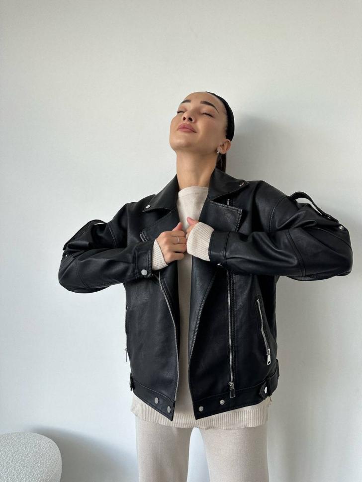 Куртка Розмір: 42-46 oversized,48-52 oversized S630