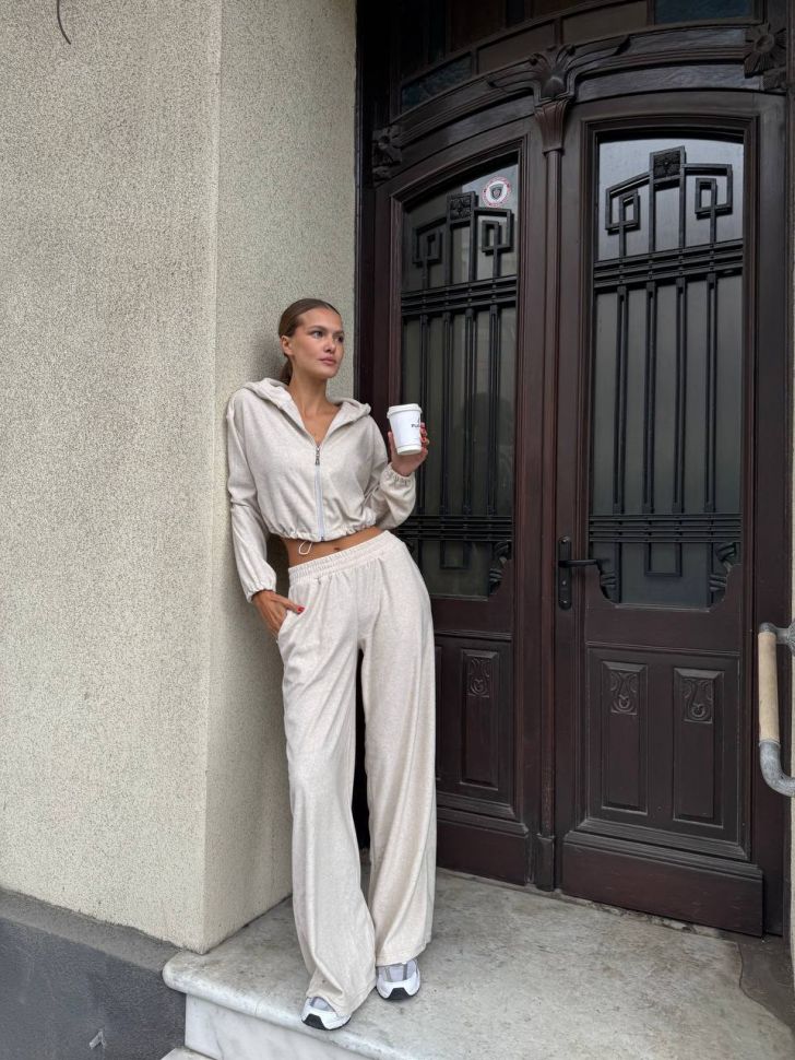 Костюм Розмір: 42/44, 46/48 S1535