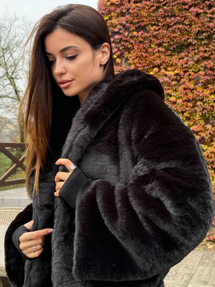 Шуба Розмір: 42/44, 46/48 S3935