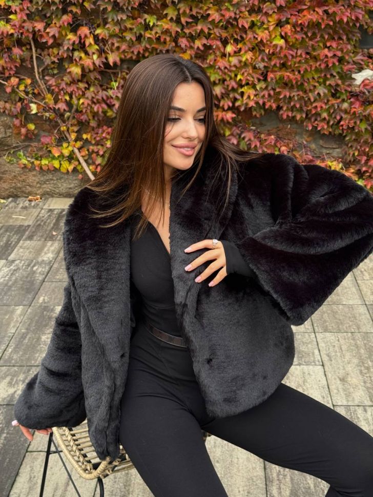 Шуба Розмір: 42/44, 46/48 S3935