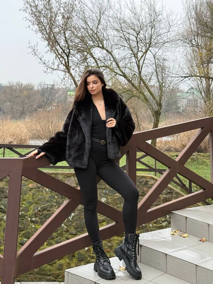 Шуба Розмір: 42/44, 46/48 S3935