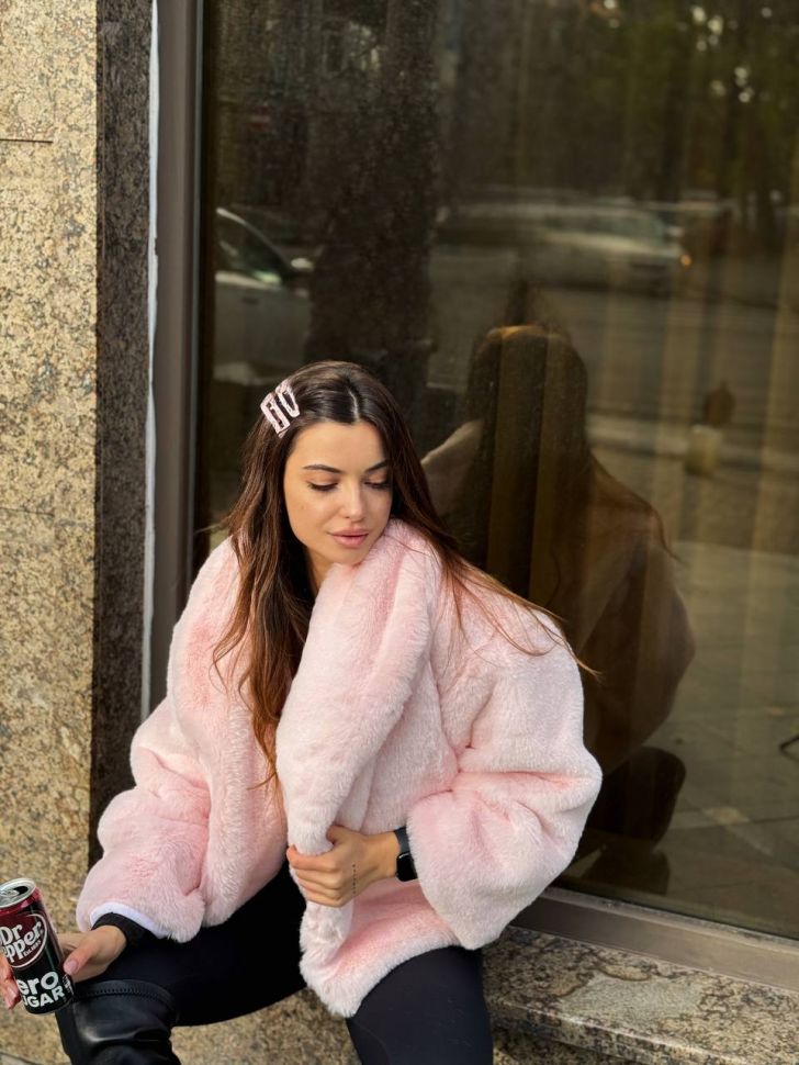 Шуба Розмір: 42/44, 46/48 S3935