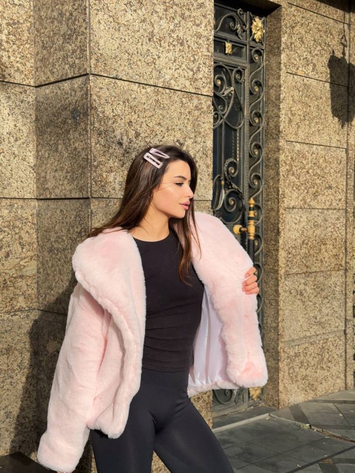 Шуба Розмір: 42/44, 46/48 S3935