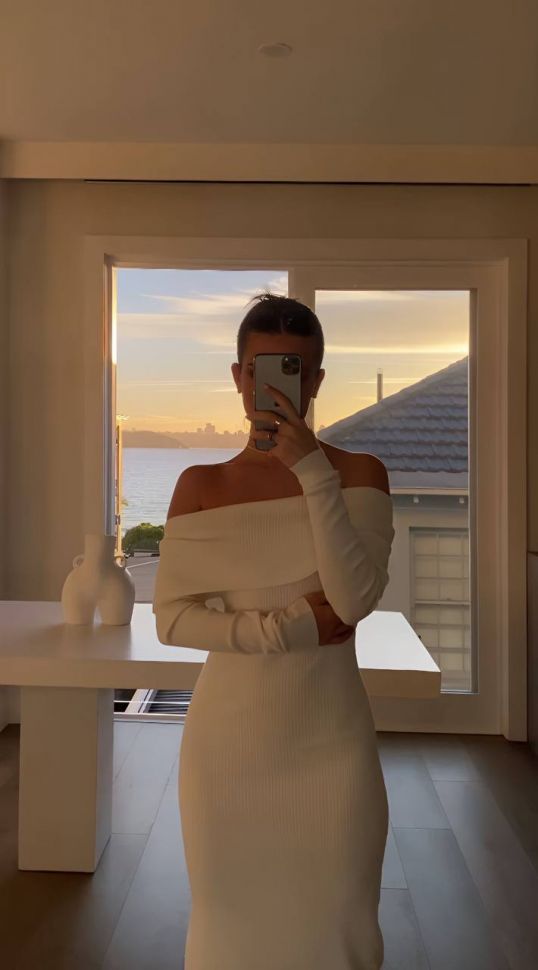 Сукня Розмір: 42-44, 46-48 S5135