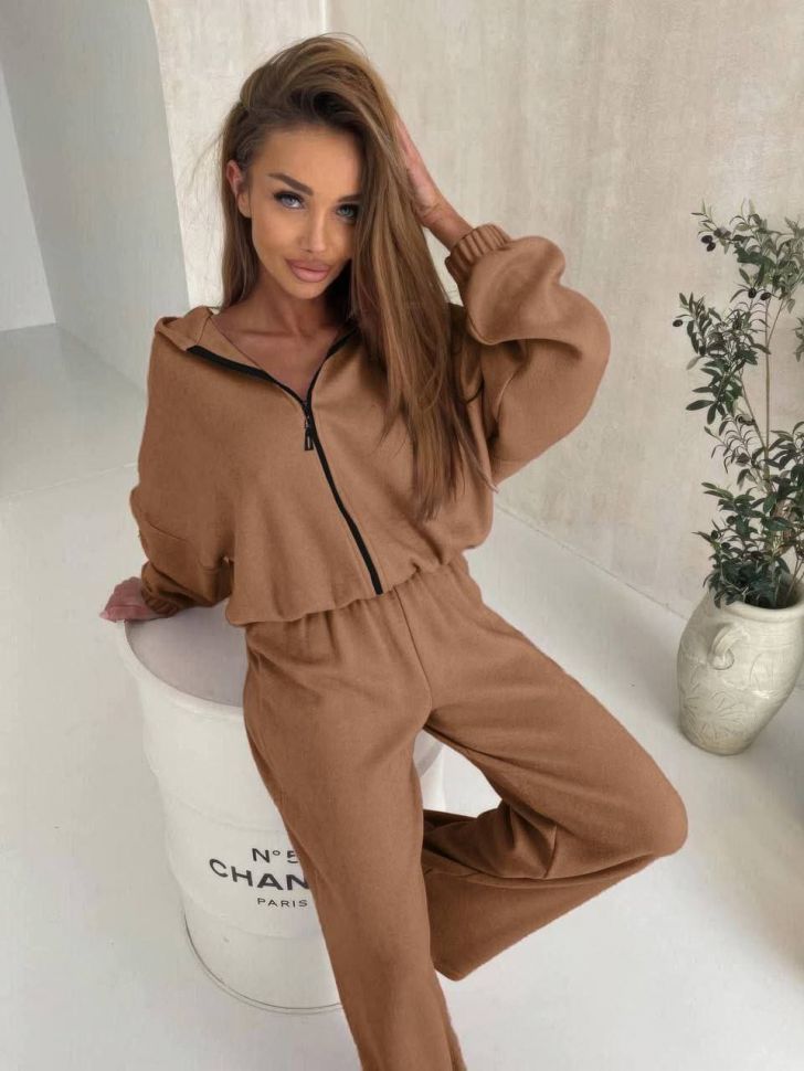 Костюм Розмір: 42-44 S6035