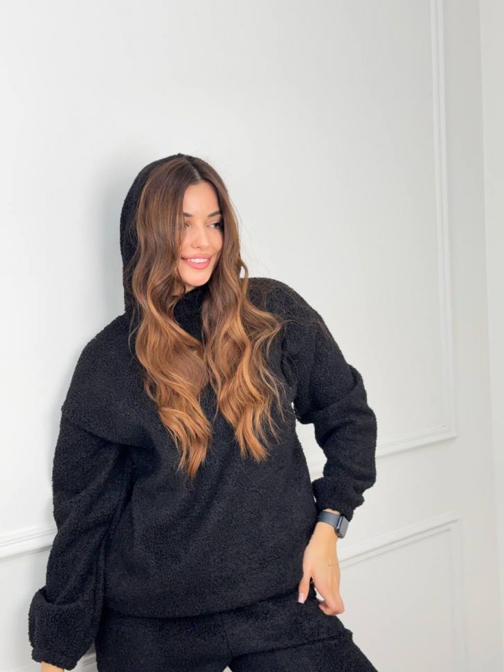 Костюм Розмір: oversize 42/46 S3936