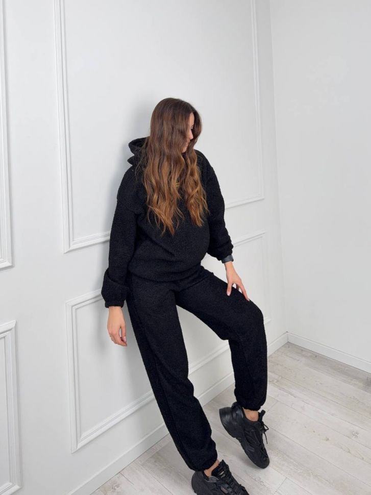 Костюм Розмір: oversize 42/46 S3936