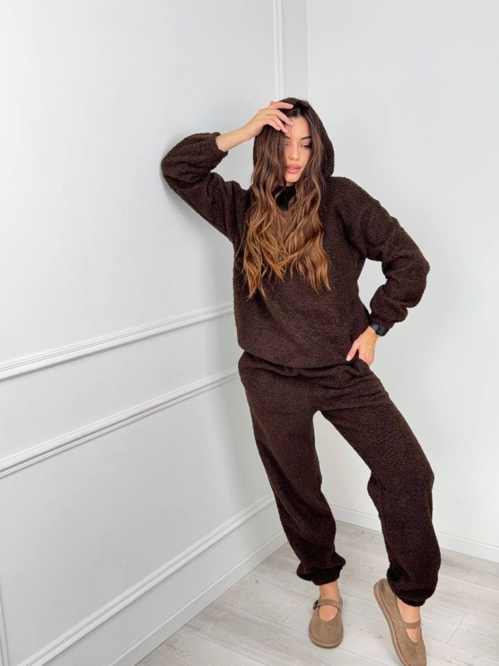 Костюм Розмір: oversize 42/46 S3936