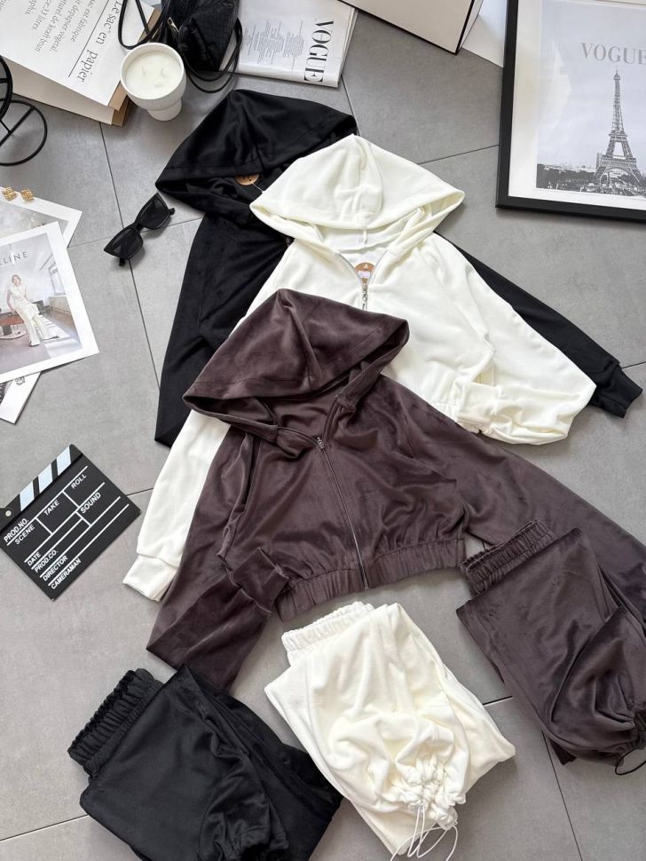 Костюм Розмір: 42-44 46-48 S4036