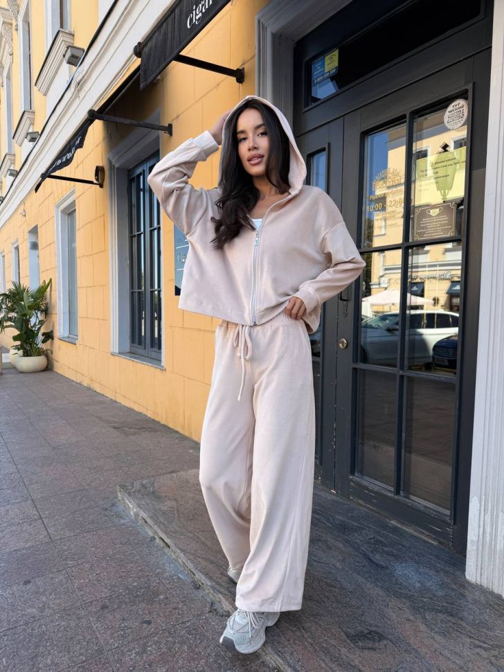 Костюм Розмір: 42-46,46-48 S1438