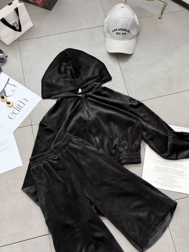 Костюм Розмір: 42-44, 46-48, 50-52 S7136