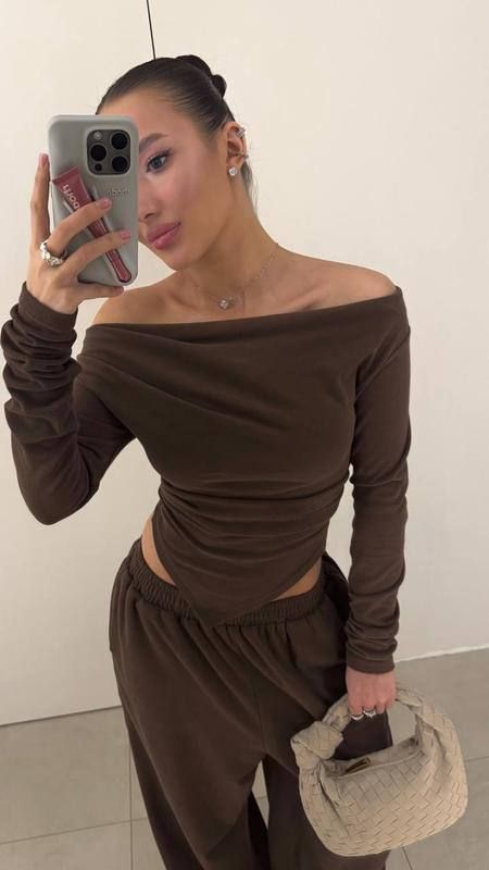 Костюм Розмір: 42/44, 46/48 S3938