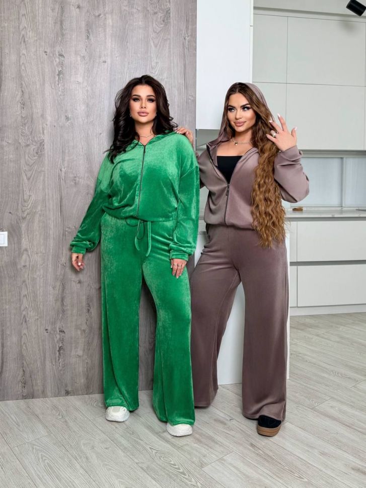 Костюм Розмір: 42-44,46-48,50-52,54-56 S1033