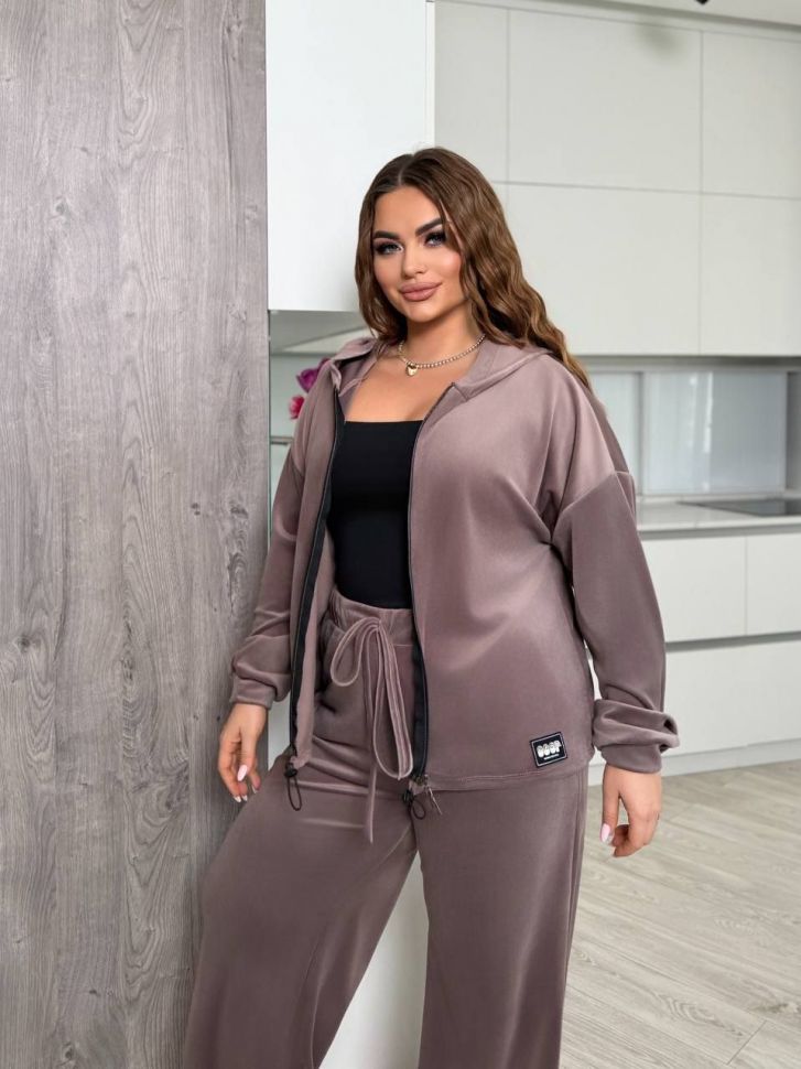 Костюм Розмір: 42-44,46-48,50-52,54-56 S1033