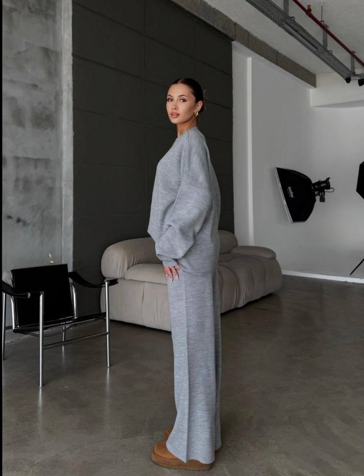 Костюм Розмір: 42-44, 46-48 S2342