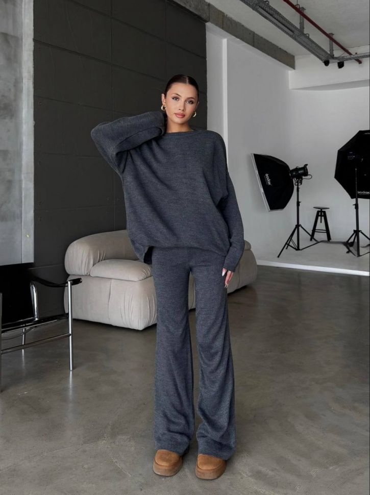 Костюм Розмір: 42-44, 46-48 S2342