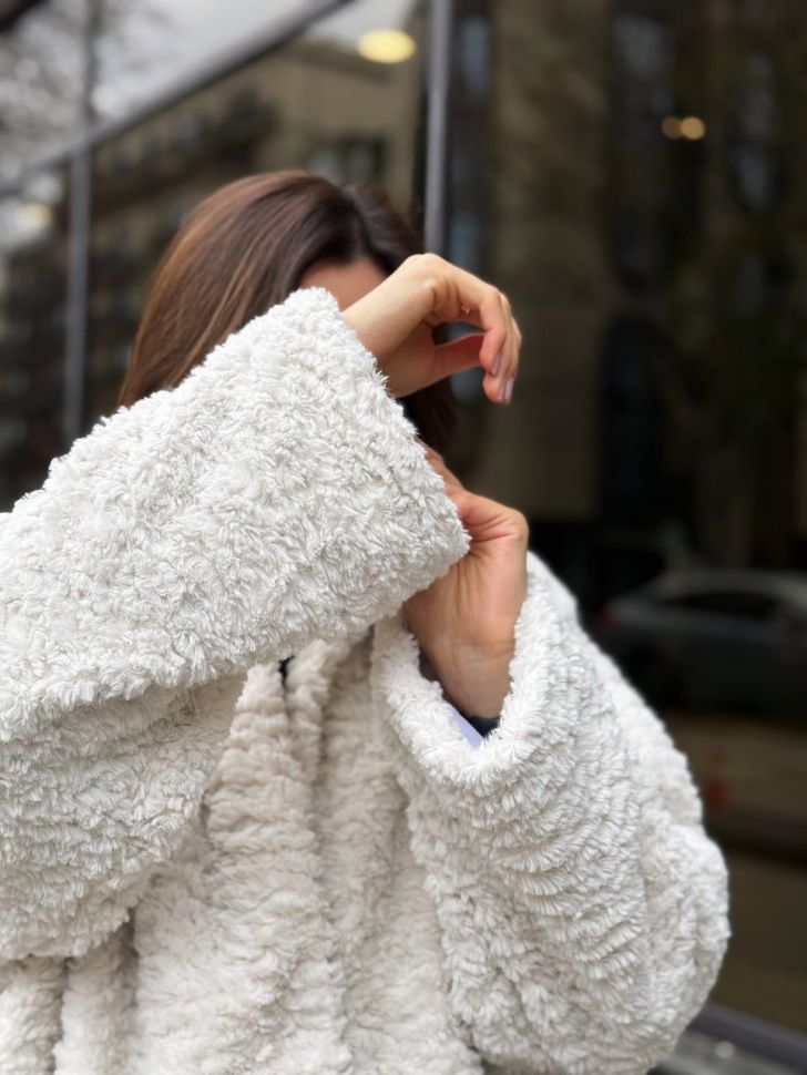 Шубка Розмір: 42/44, 46/48 S3940