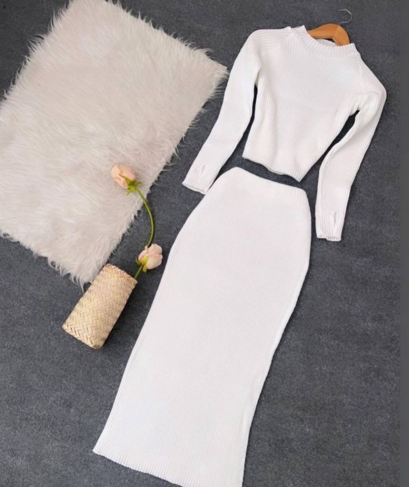 Комплект Розмір: 42-46 OVERSIZE S2343