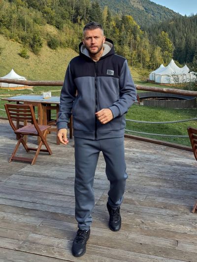 Костюм Розмір: 48-50,52-54,56-58 S4241