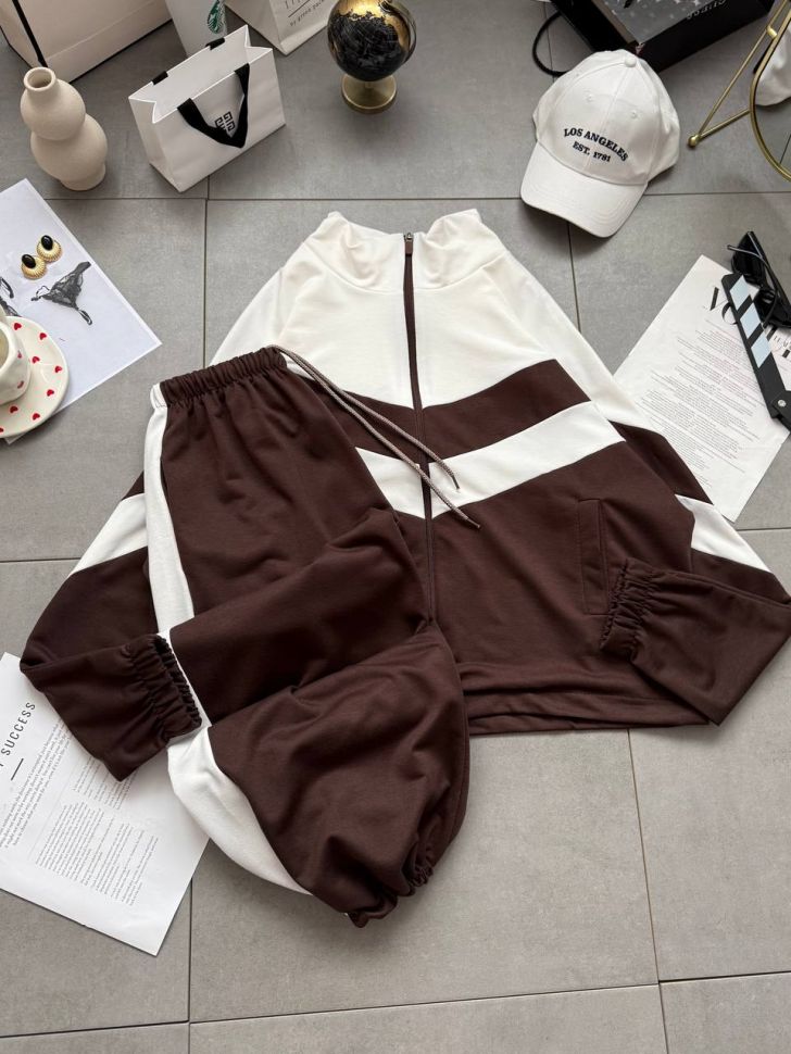 Костюм Розмір: 42-48, 50-54 S7140