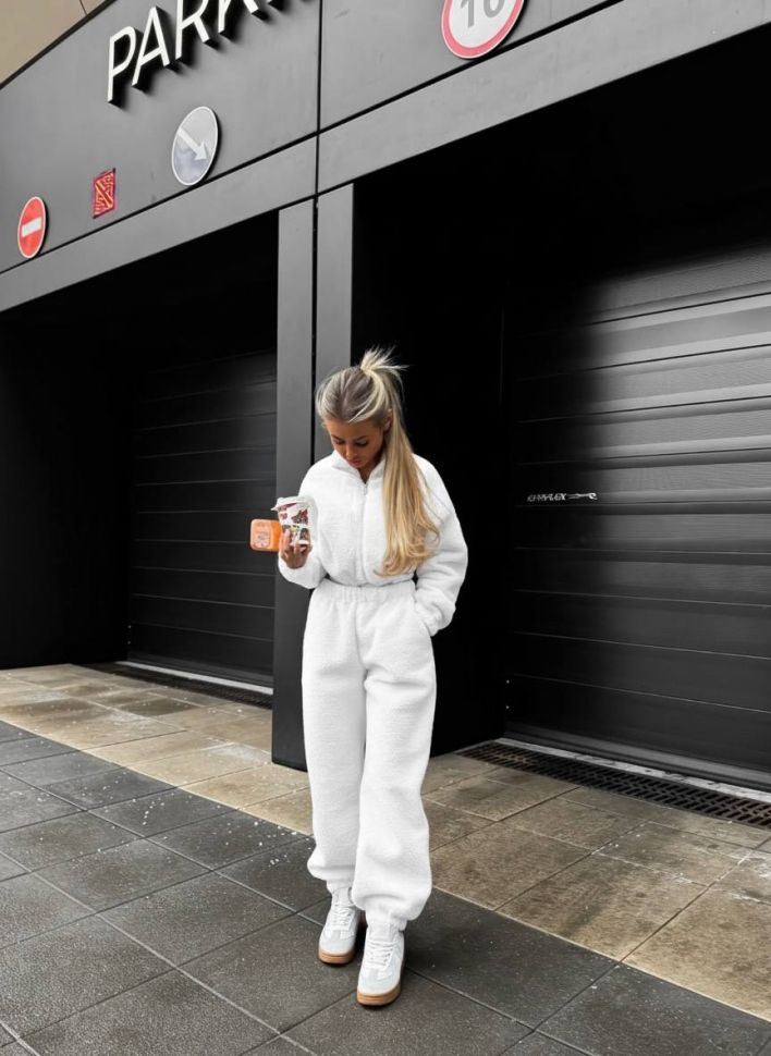 Костюм Розмір: 42-44 46-48 S5042