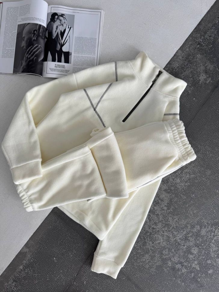 Костюм Розмір: 42-44, 46-48 S2545