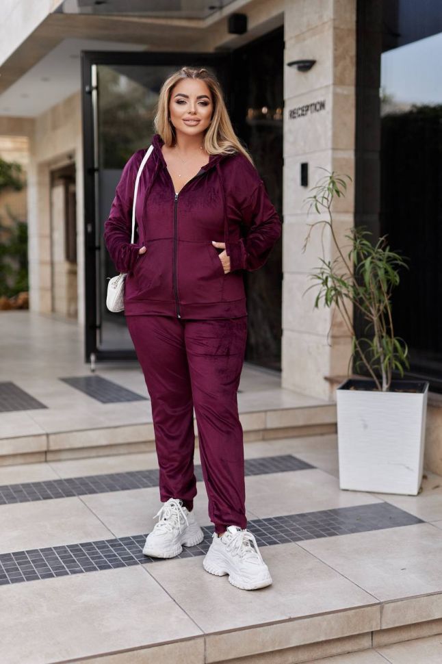 Костюм Розмір: 50 , 52 , 54 , 56 S2246