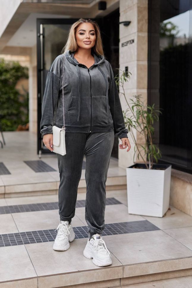 Костюм Розмір: 50 , 52 , 54 , 56 S2246