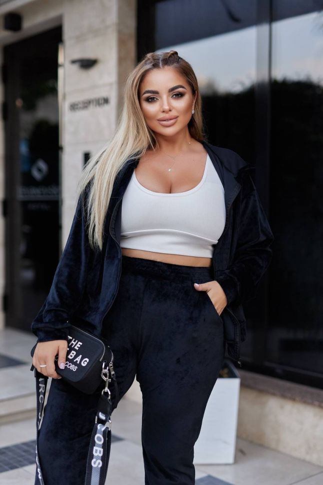 Костюм Розмір: 50 , 52 , 54 , 56 S2246