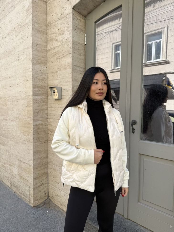 Куртка Розмір: 42, 44, 46, 48, 50, 52 S6644