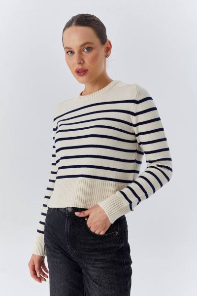 Светр Розмір: 42-50 S2549