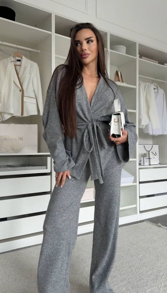 Костюм Розмір: 42-44,46-48 S3050