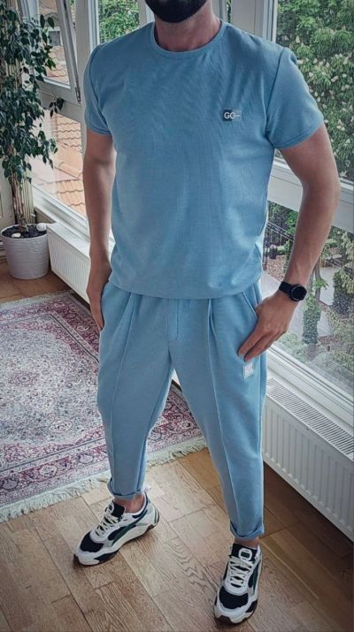 Костюм Розмір: 46-48,50-52,54-56 S7046