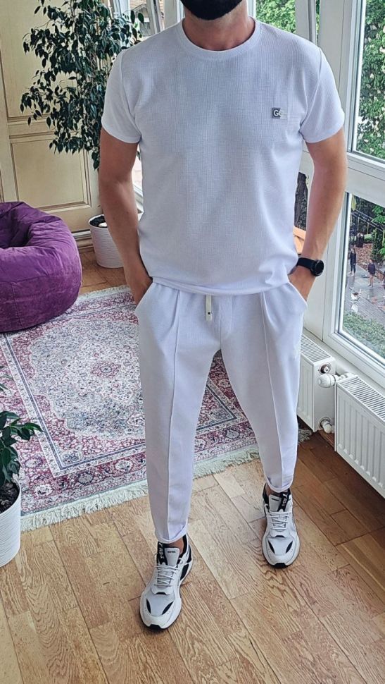 Костюм Розмір: 46-48,50-52,54-56 S7046