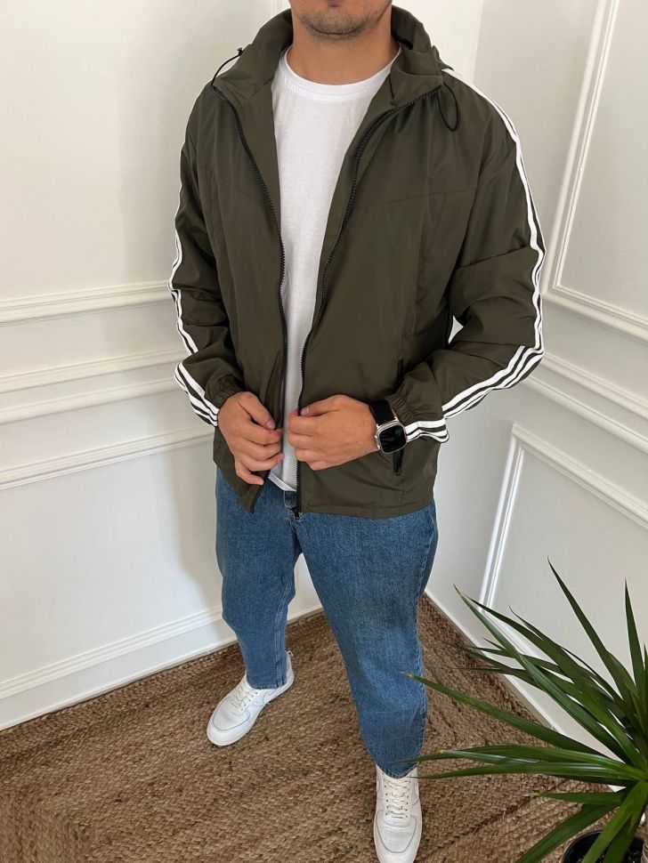 вітровка в наявності S1245