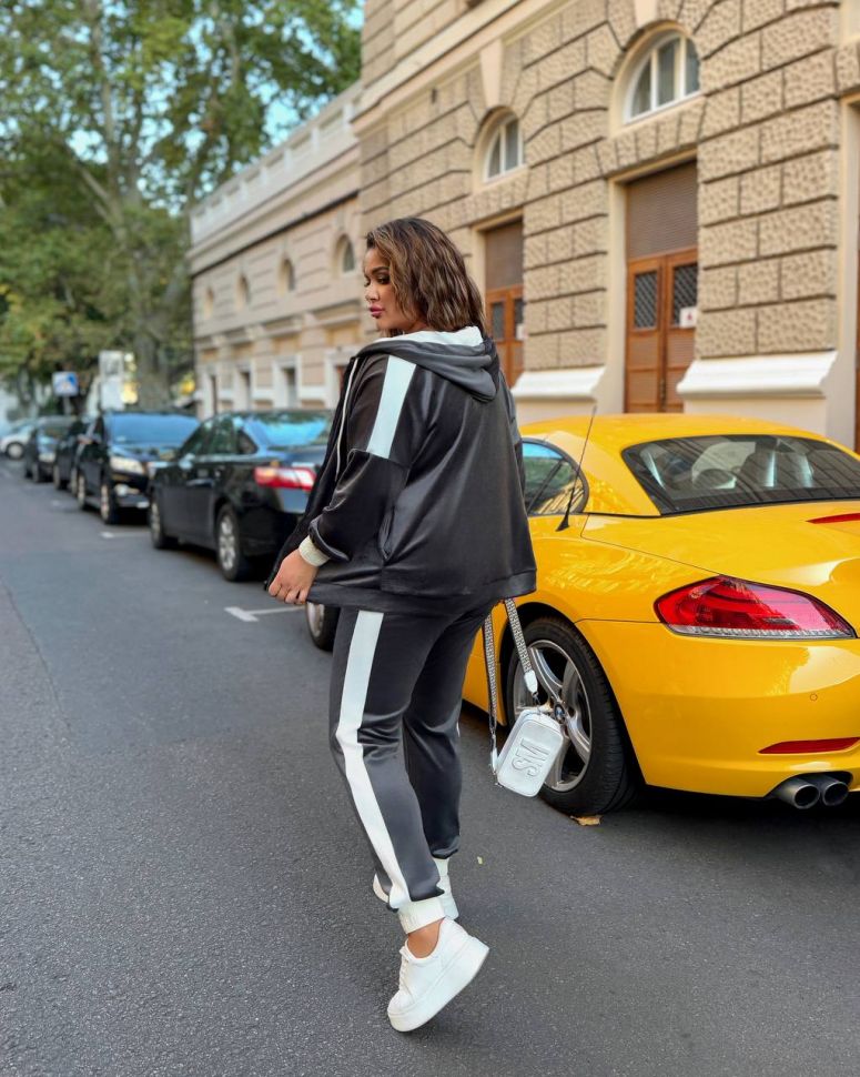 Костюм Розмір: 50-52, 54-56, 58-60, 62-64 S2250