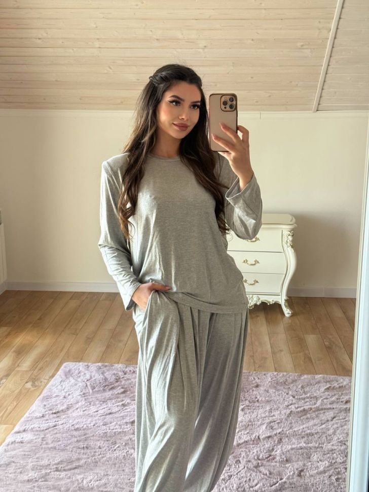 Костюм Розмір: 42-48 S6848