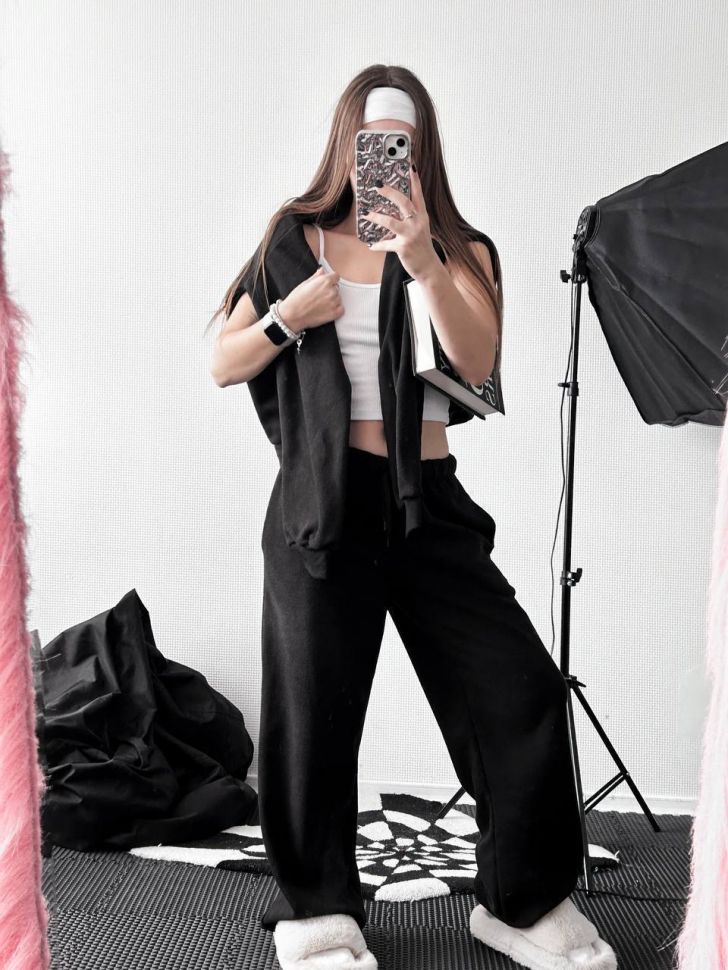 Костюм Розмір: 42-46 S2353