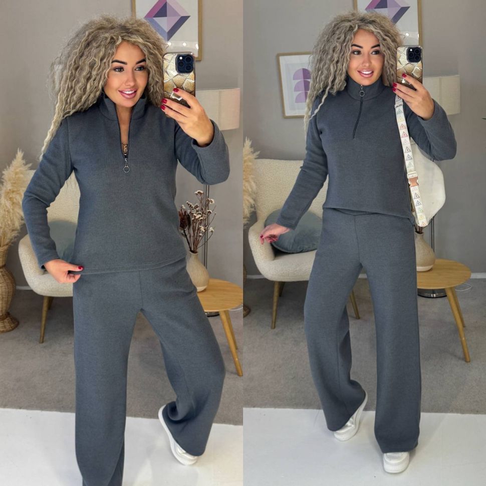 Костюм Розмір: 42-44,46-48,50-52 S3951