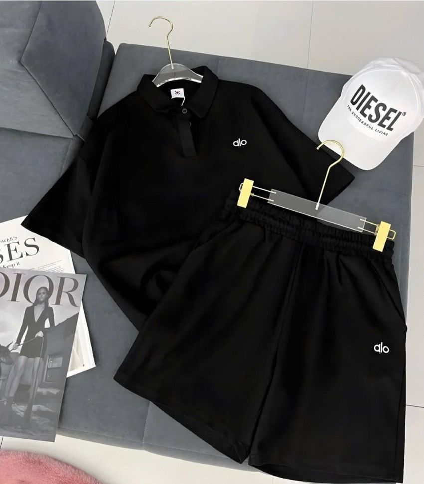 Костюм Розмір: 42-44,46-48, 50-52 S648