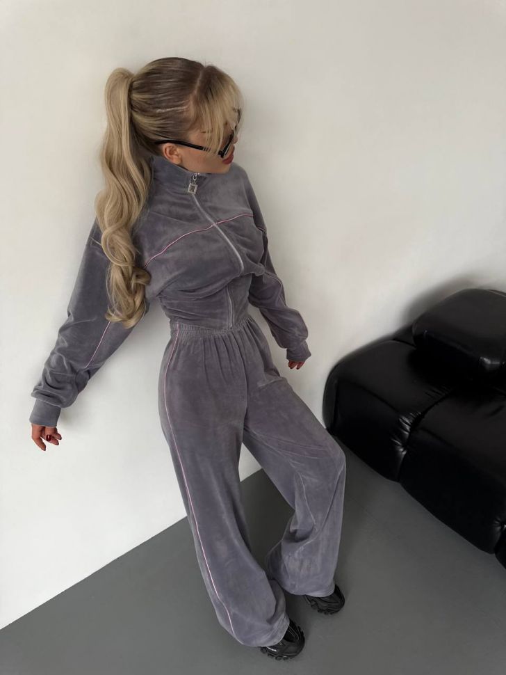 Костюм Розмір: 42/44, 46/48 S6551