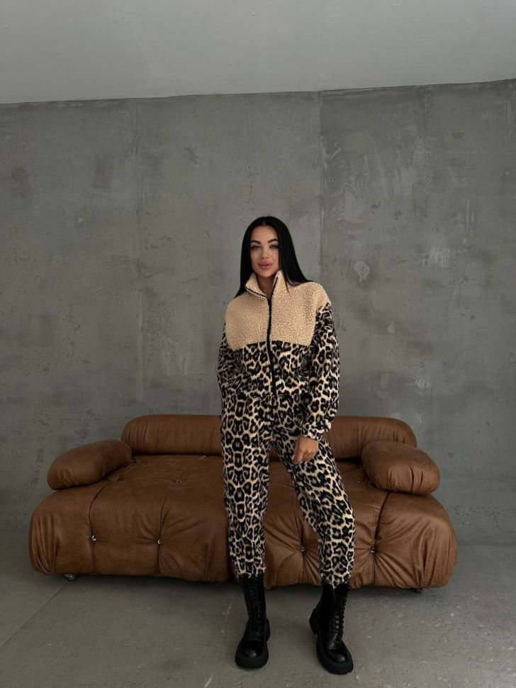 Костюм Розмір: 42-44, 46-48 S3755