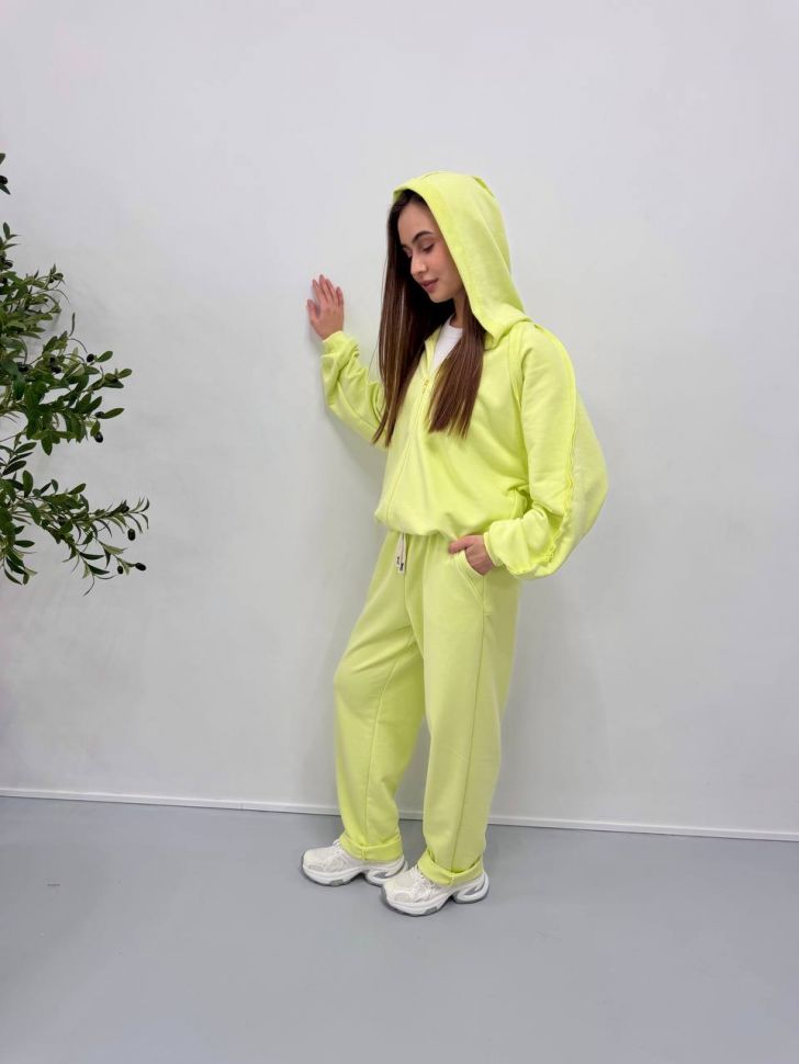 Костюм Розмір: 42-48 S7355