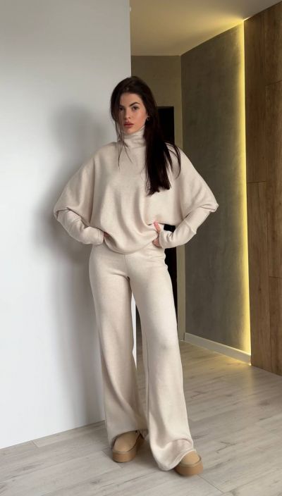 Костюм Розмір: 42-44, 46-48 S3258