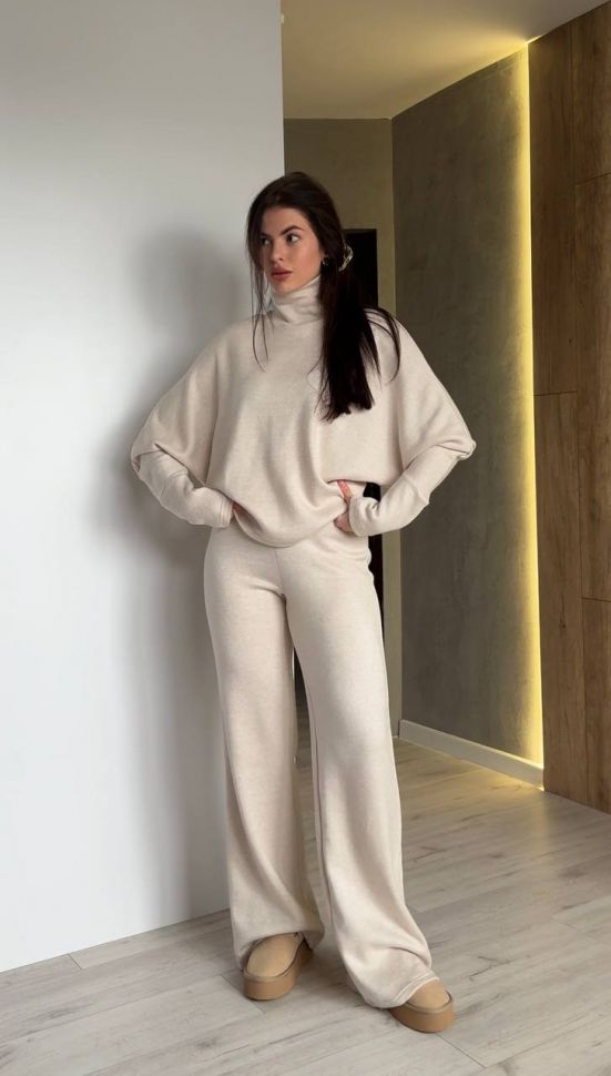 Костюм Розмір: 42-44, 46-48 S3258