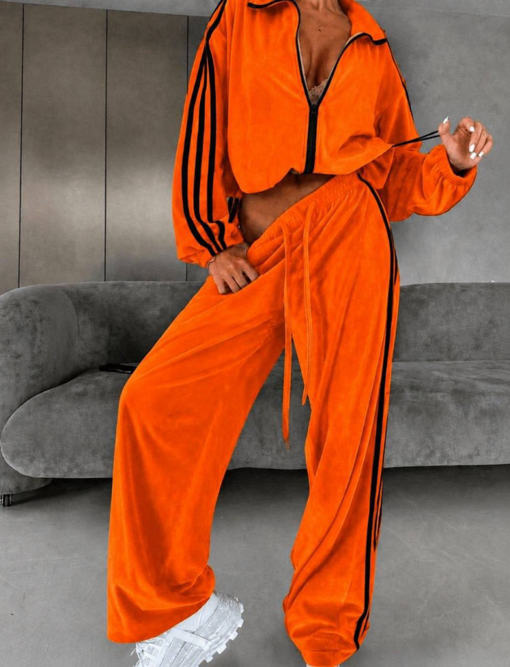 Костюм Розмір: 42/46 oversize S14054