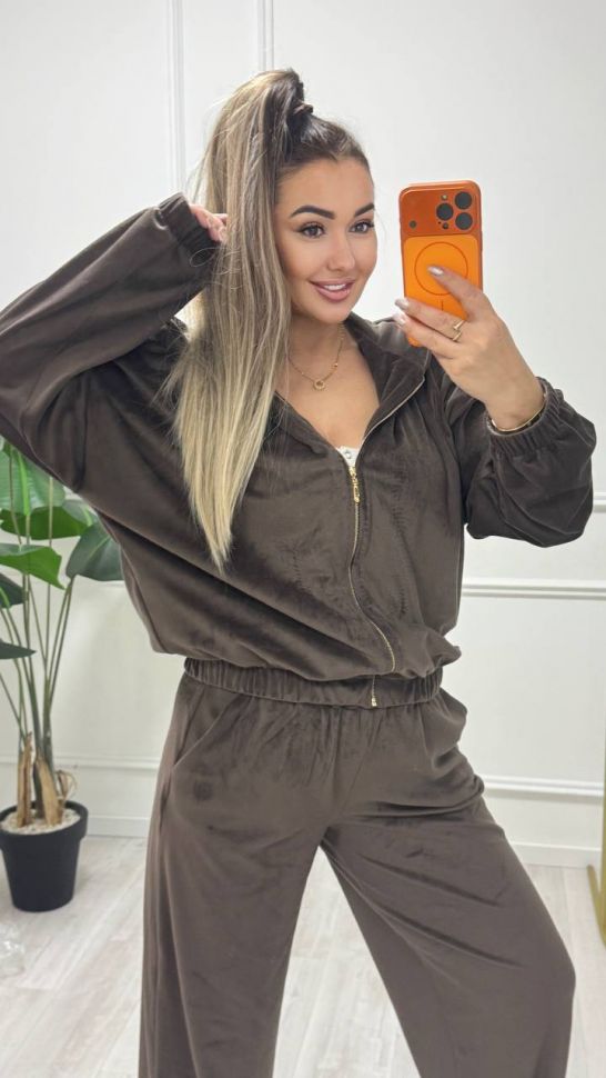 Костюм Розмір: 42-44, 46-48, 50-52 S4756