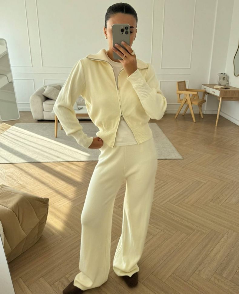 Костюм Розмір: 42-44, 46-48 S1859