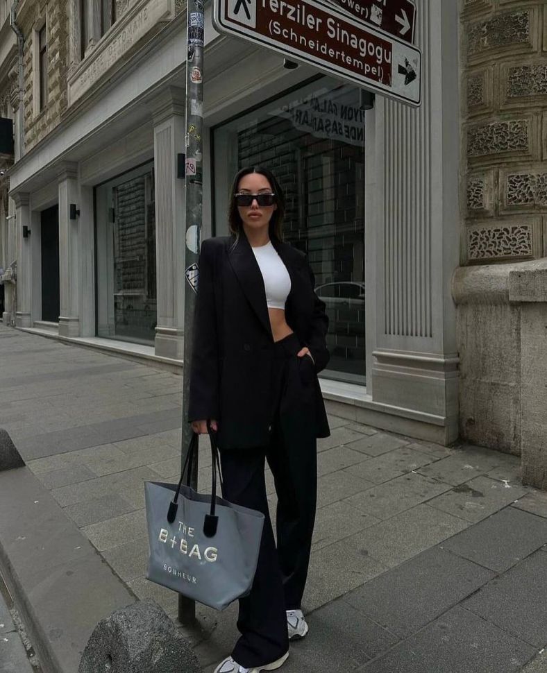 Костюм Розмір: 42-46, 48-52 S953